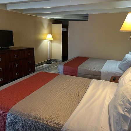 Hotel Weston Rfd Rockford Extérieur photo