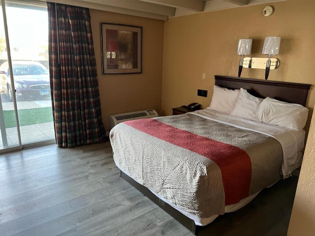 Hotel Weston Rfd Rockford Extérieur photo